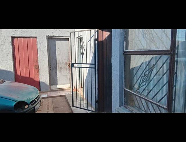 0 BEDROOM HOUSE FOR SALE IN BRAM FISCHERVILLE
